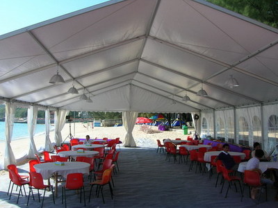 屋脊篷房、典禮篷房