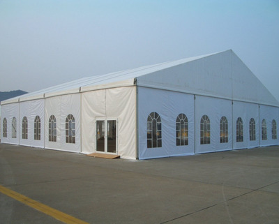 大跨度屋脊篷房