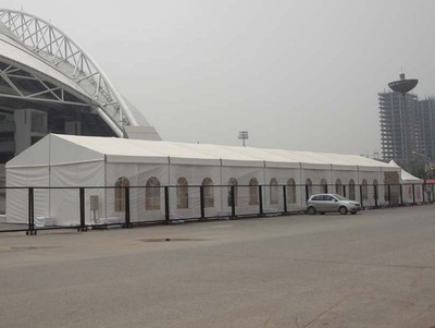 屋脊式白色篷房案例展示